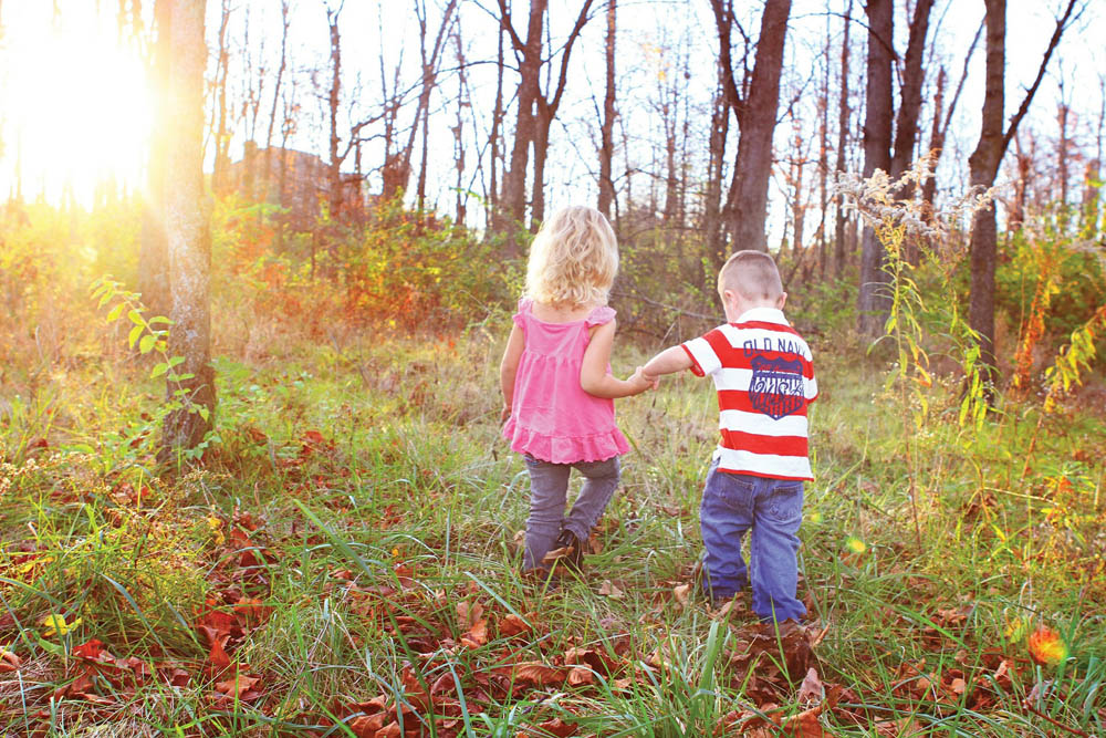 Five Ways Outdoor Play Benefits Kids. Rain or Shine Mamma.