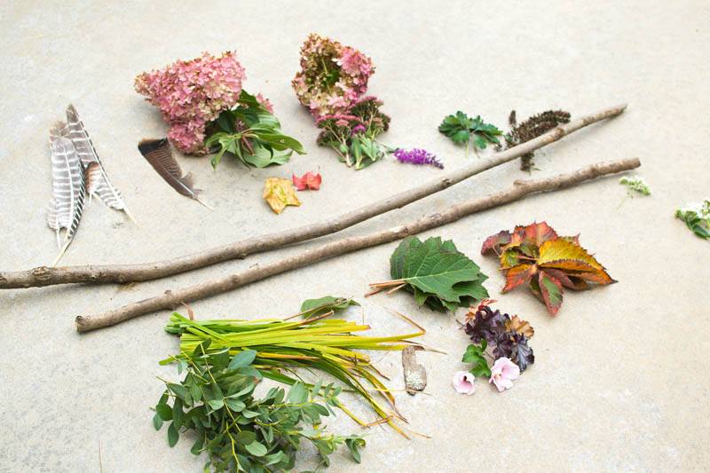 Make a Beautiful Hiking Stick from Nature. A fun nature activity that fits both younger and older kids. Rain or Shine Mamma. #naturecraft #natureactivities #nature #forestschool