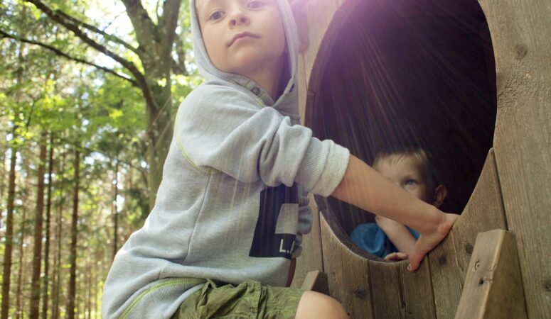 Supporting Your Child’s Sensory Differences Outdoors